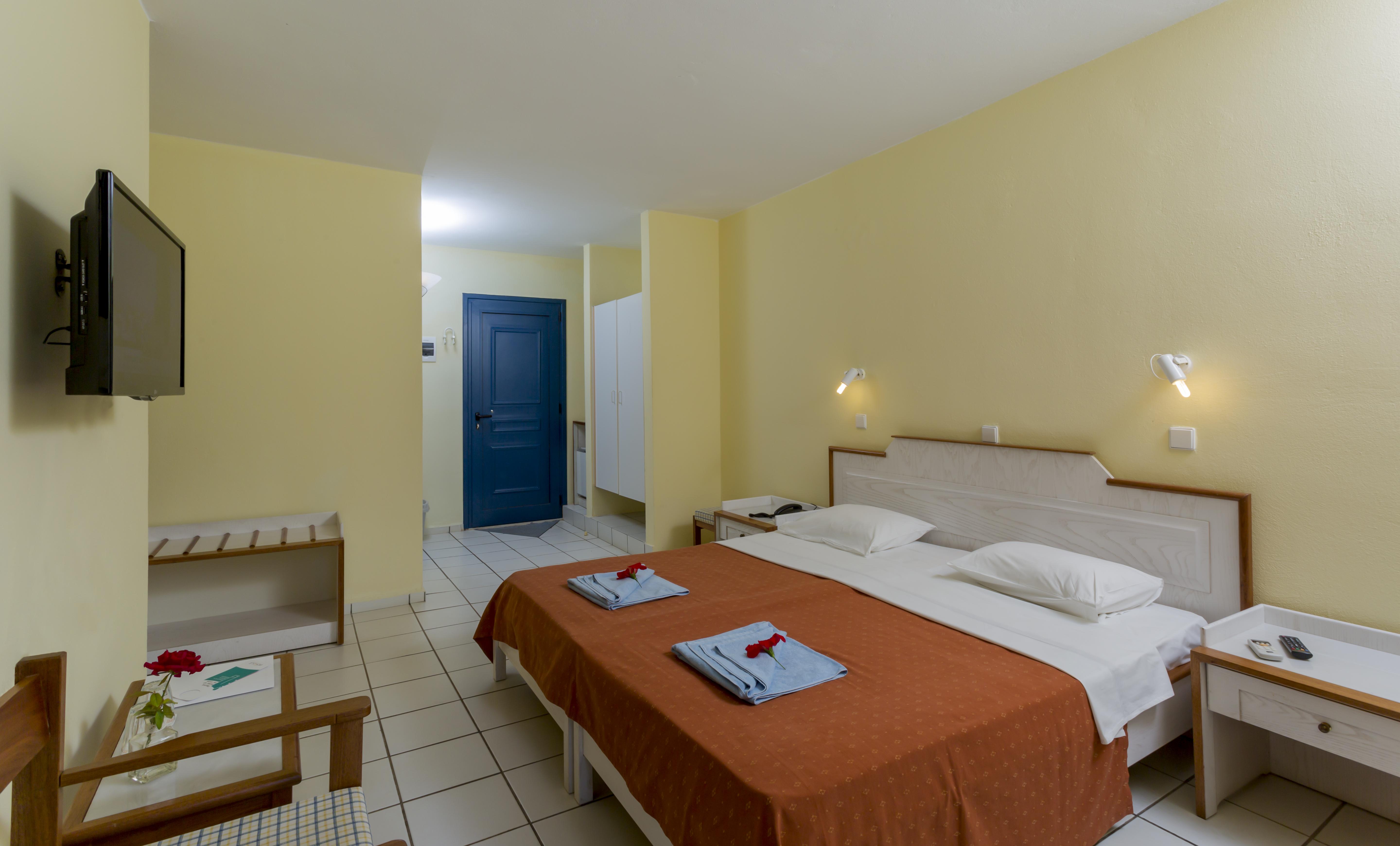 Hotel Dessole Dolphin Bay Amoudara Lasithiou Esterno foto