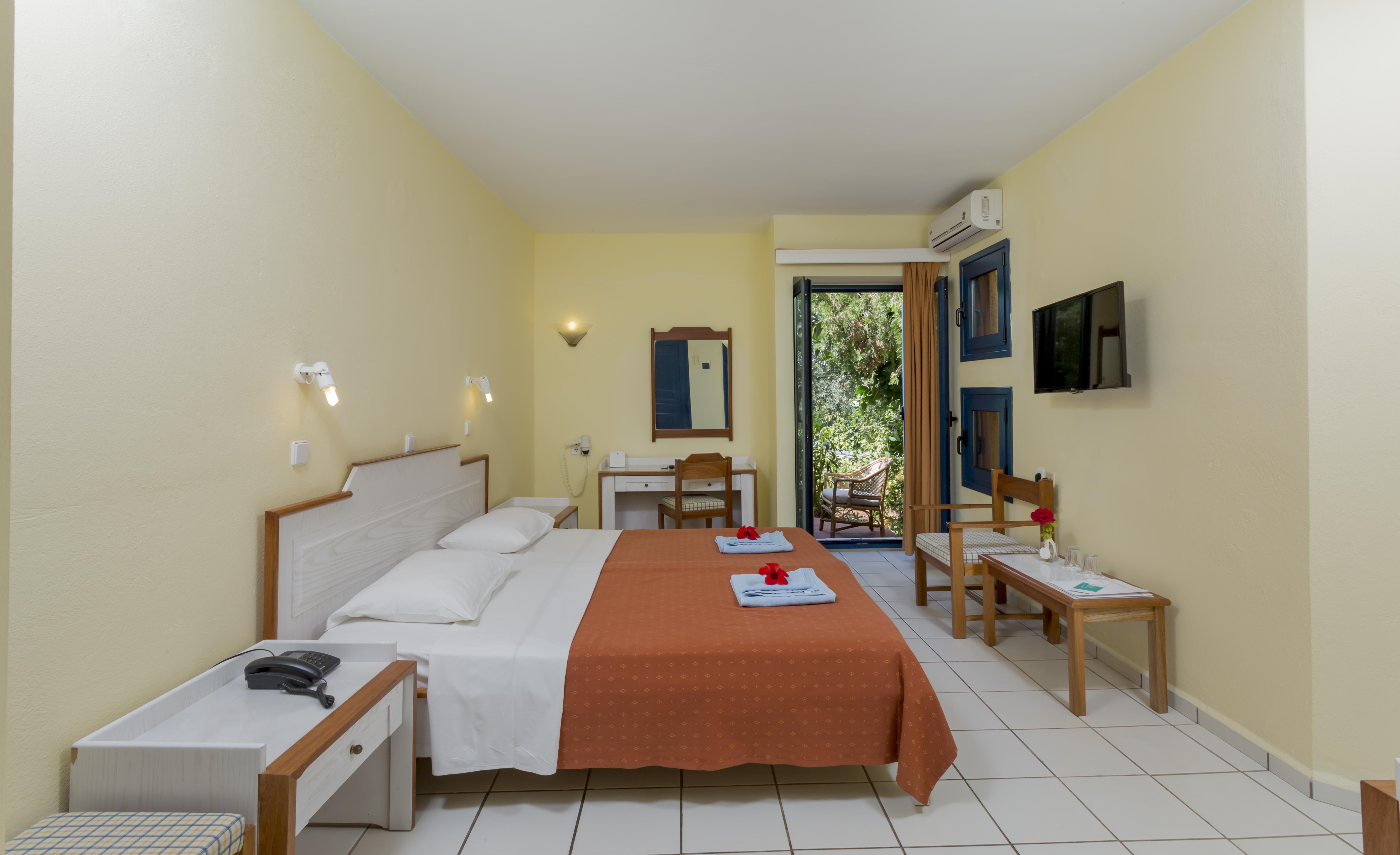 Hotel Dessole Dolphin Bay Amoudara Lasithiou Esterno foto