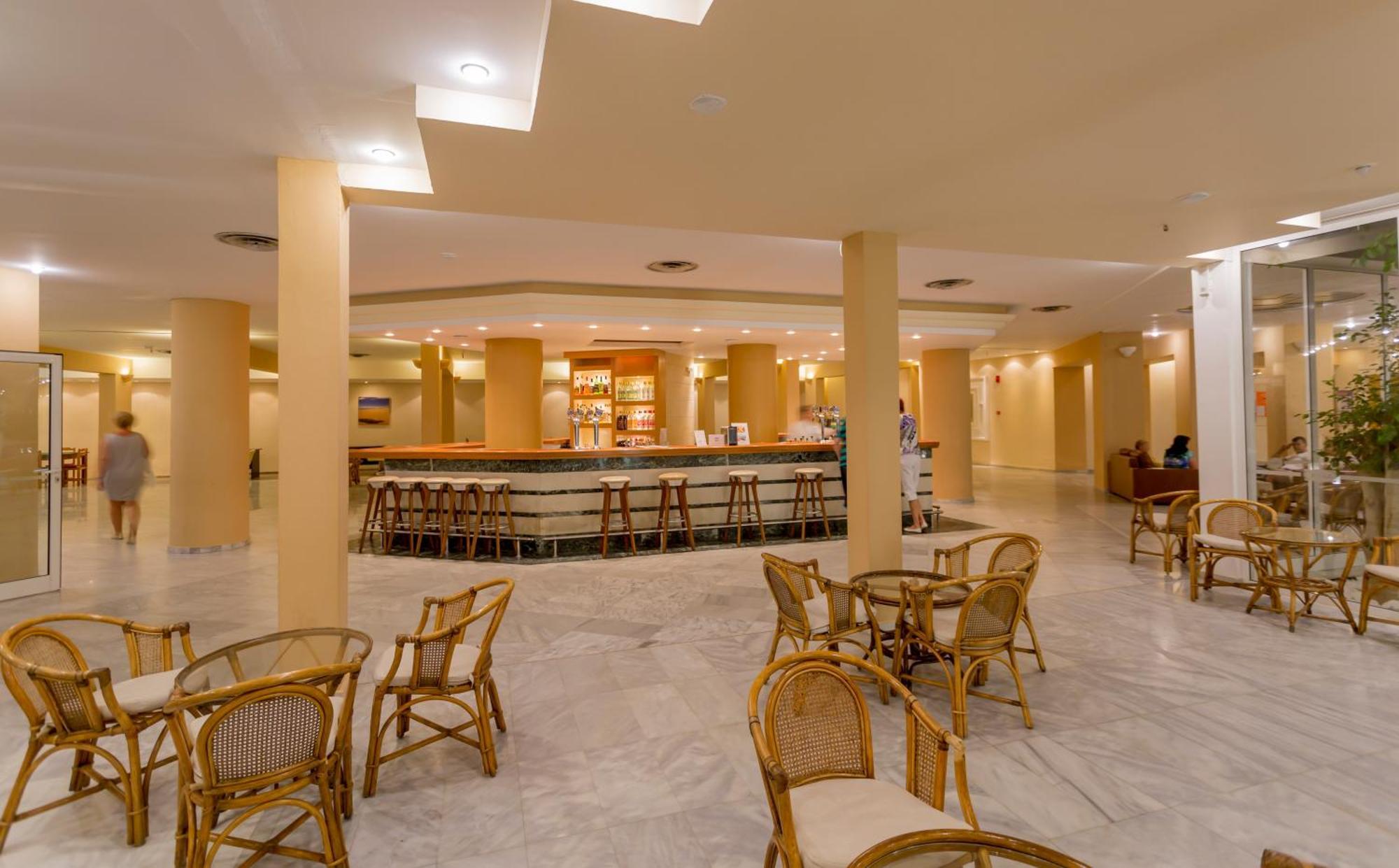 Hotel Dessole Dolphin Bay Amoudara Lasithiou Esterno foto